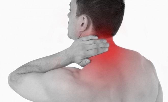 la Fibromialgia causa spesso dolori al collo